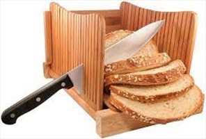 Bamboo Wood Foldable Bread Slicer